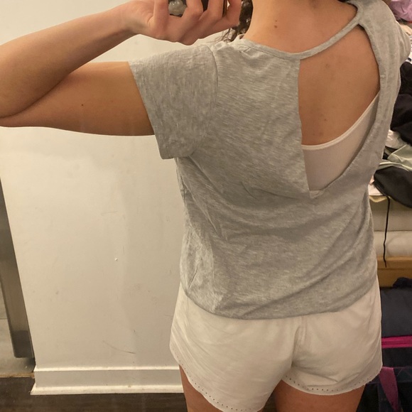 Grey top - Picture 2 of 3